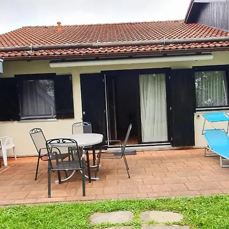 Feriendorf Hochbergle Haus 23 *
